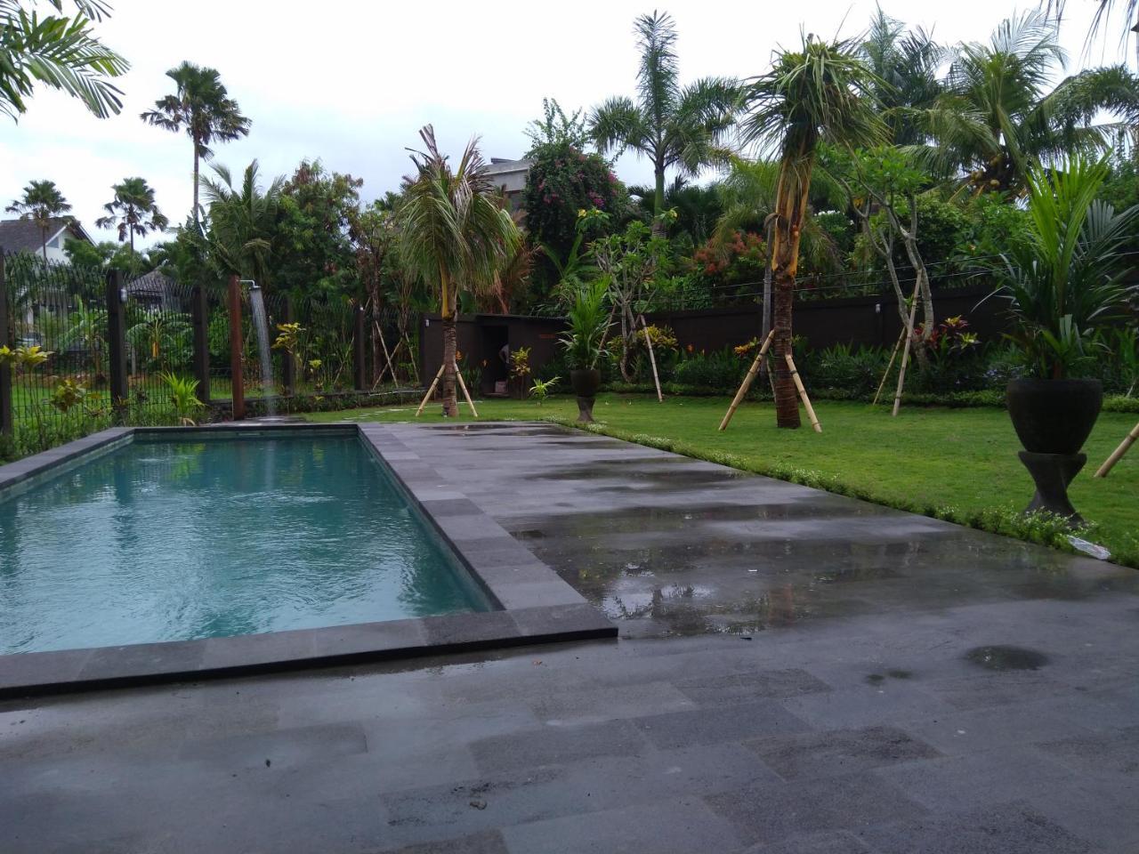 The Uma Guesthouse Canggu Εξωτερικό φωτογραφία