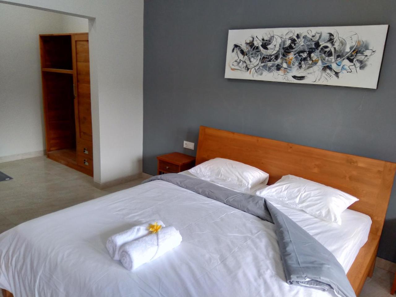 The Uma Guesthouse Canggu Εξωτερικό φωτογραφία